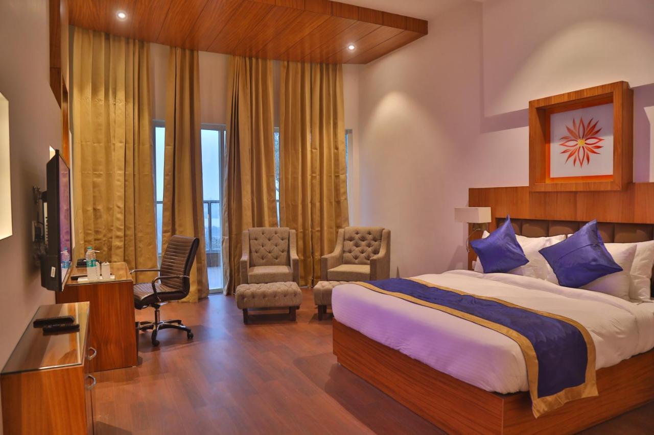 Aveo By Amatra, Gateway To Corbett Hotel Kashipur Ngoại thất bức ảnh