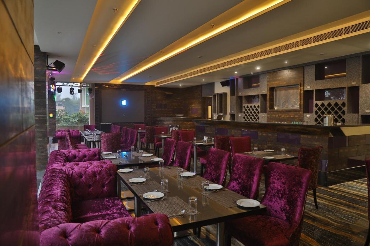 Aveo By Amatra, Gateway To Corbett Hotel Kashipur Ngoại thất bức ảnh